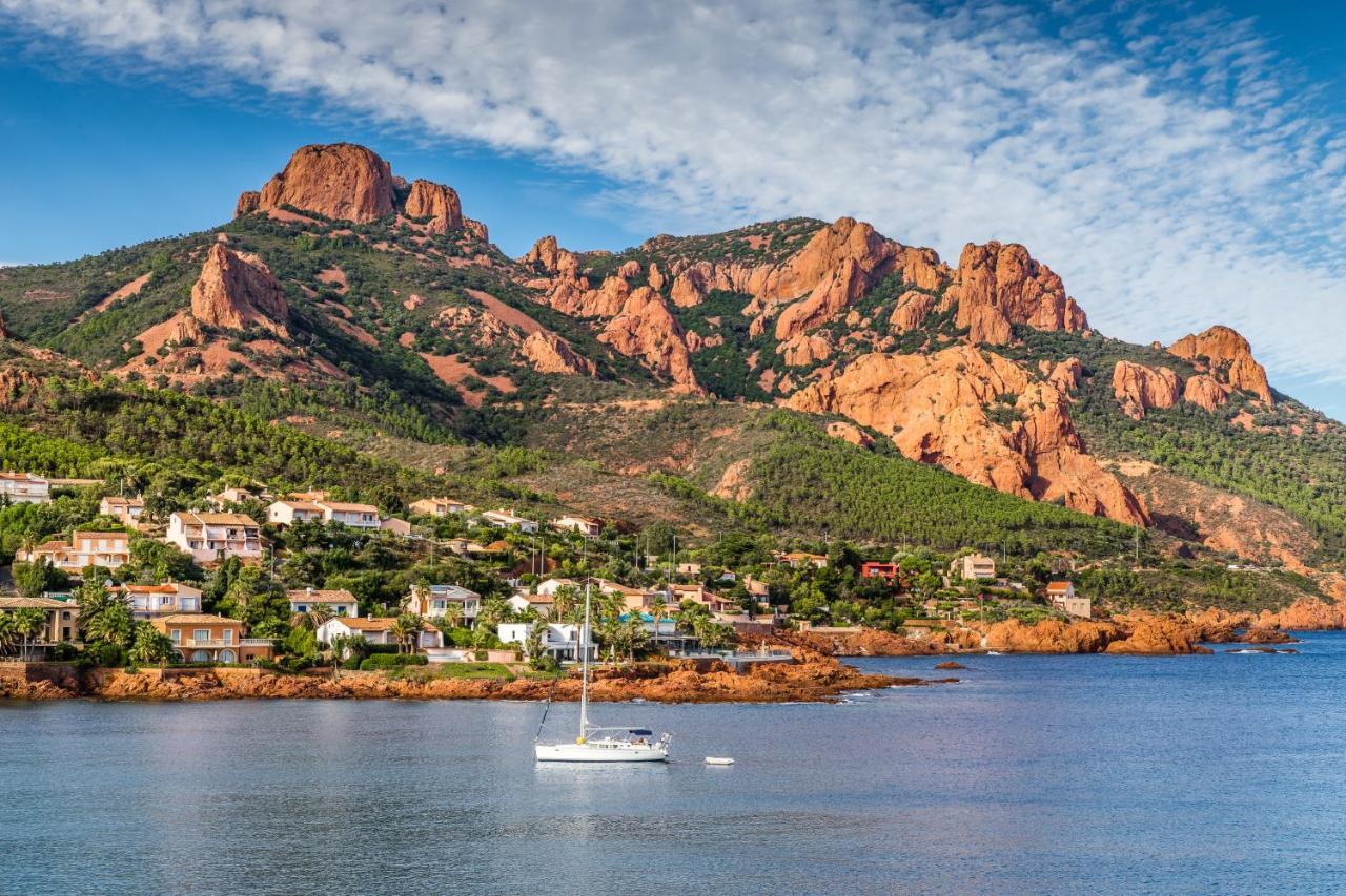 Agay Cap Esterel Village Allee Fleurs - F2 Clim Vue Golf Et Mer - Grande Terrasse Plein Sud Saint-Raphaël Exterior foto