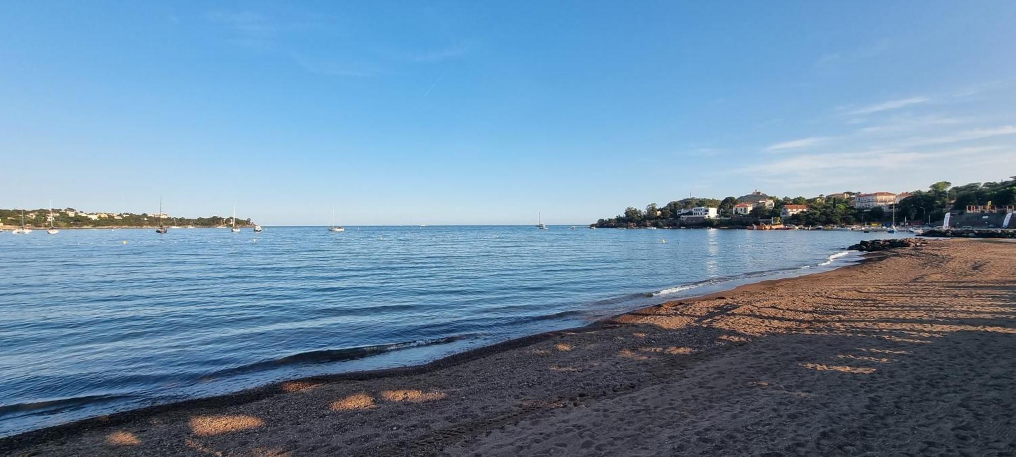 Agay Cap Esterel Village Allee Fleurs - F2 Clim Vue Golf Et Mer - Grande Terrasse Plein Sud Saint-Raphaël Exterior foto
